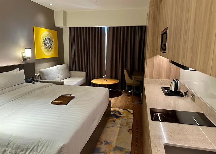 Cleo At Novotel Residences Near Makati Hotel Manila