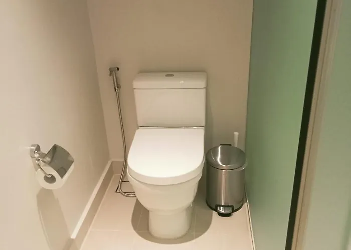 Hotel Cleo At Novotel Residences Near Makati 5*