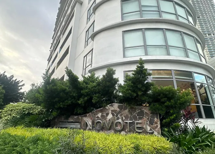 Cleo At Novotel Residences Near Makati Hotel Manila